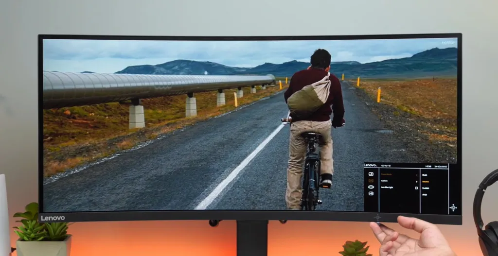 Lenovo G34W-10 : Test du moniteur UltraWide 144Hz 28 Lenovo G34W-10